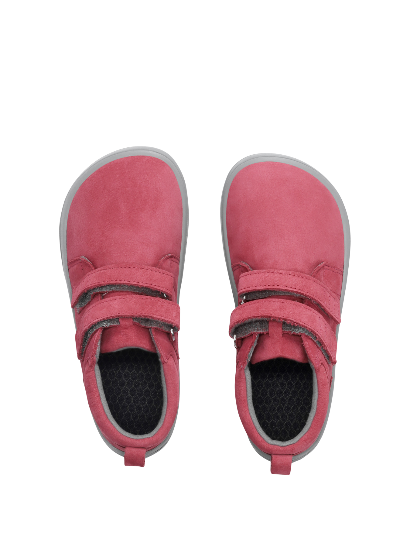 Chaussures enfants barefoot Be Lenka Play - Raspberry Pink.
  les chaussures barefoot imitent parfaitement la marche pieds nus, exactement comme la nature l'a conçu  semelle cousue pour une durée de vie plus longue des chaussures  la semelle KidsComfort garantit une parfaite stabilité grâce à ses saillies  collier en cuir sur le talon pour plus de confort et de durabilité  doublure textile agréable au toucher   élégant logo Be Lenka gravé
Avantages des chaussures barefoot :
   semelle ultra flexible   zéro drop : talon et orteil au même niveau pour une bonne posture   pointe spacieuse pour vos orteils   des chaussures légères
Type de chaussures : chaussure de ville