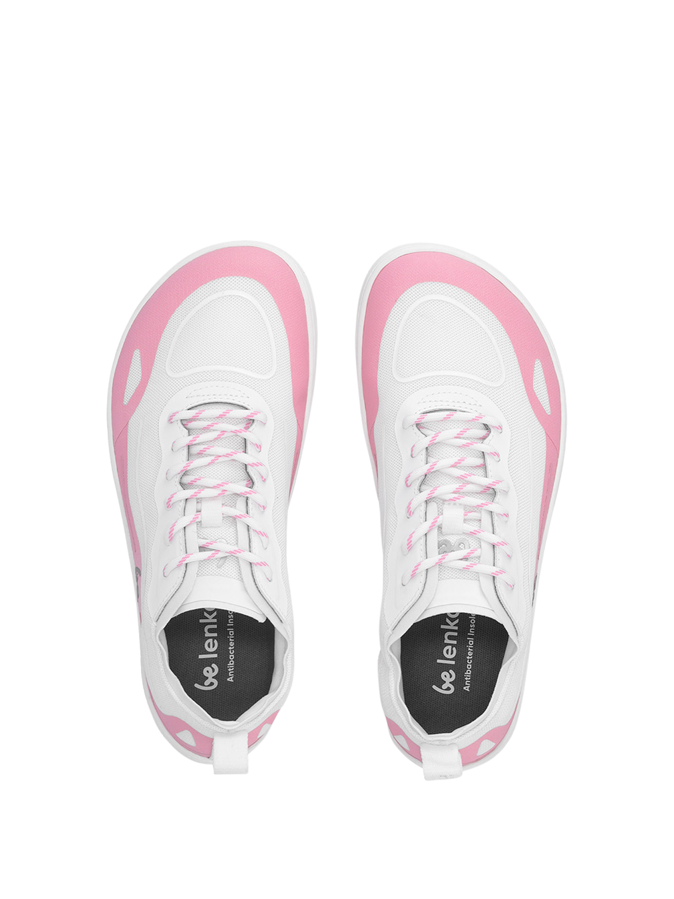 Barefoot baskets Be Lenka Velocity - Light Pink.




des chaussures extrêmement légères pour tous les amateurs de mouvementsemelle ActiveGrip Neo cousue pour une durée de vie plus longue de la chaussureélégant logo Be Lenka 3D sur le dessus de la chaussureune boucle pratique, grâce à laquelle vous pourrez facilement attacher ce modèle à un sac à dosdoublure douce et agréable au touchersemelle intérieure antibactérienne qui évacue bien l'humiditéles chaussures ne sont pas destinées à des activités sportives intensives, par ex.

Avantages des chaussures barefoot:
elles imitent parfaitement la marche pieds nusla forme anatomique de la chaussure offre un espace généreux pour les orteilsle zero drop de la semelle maintient le talon et la pointe dans le même plan pour une bonne postureune semelle stimulante d'une épaisseur de 5 mm active les terminaisons nerveuses du pieddes matériaux flexibles assurent une meilleure fonctionnalité des muscles et tendons du piedla légèreté des chaussures comme prévention contre la fatigue des pieds
Type: chaussure de ville
